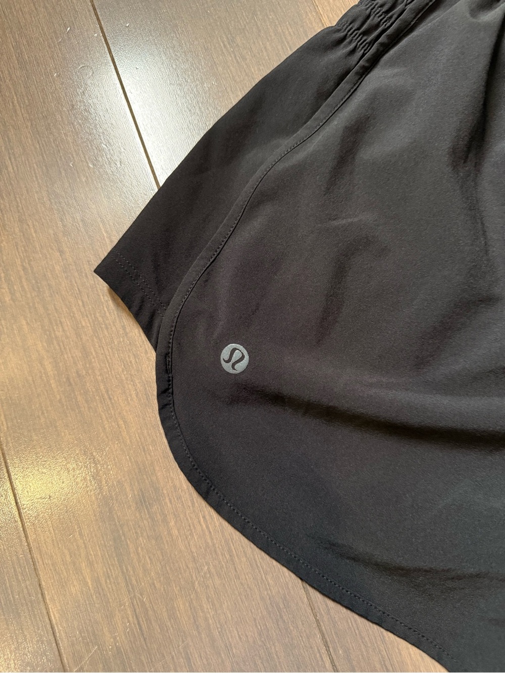 Lululemon Ruched Side High Rise Short 3” - Picture 3 of 4
